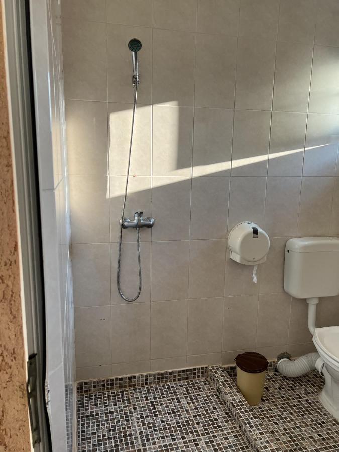 Hotel Monte Carlo Πιτέστι Εξωτερικό φωτογραφία